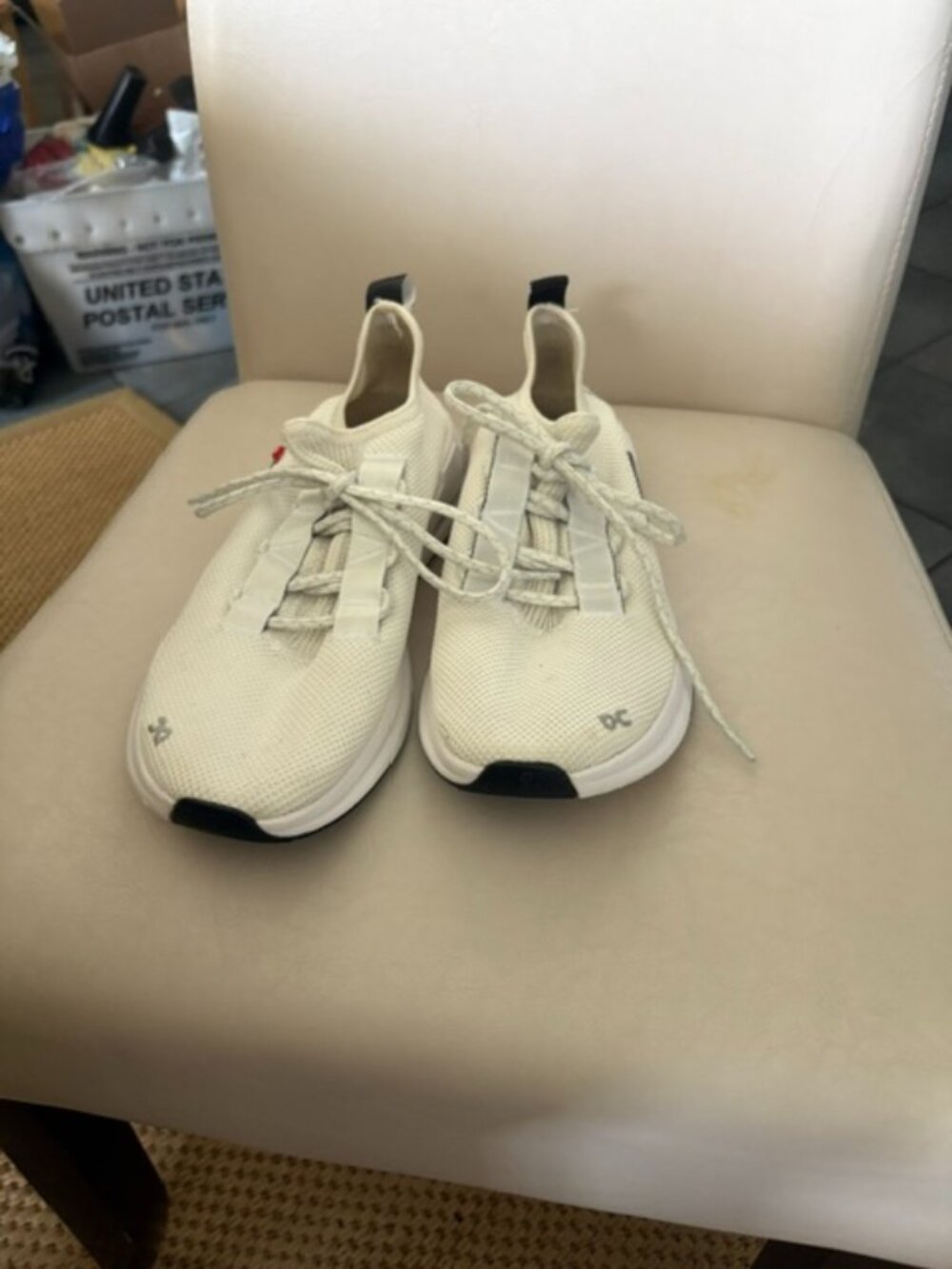 OnCloud Tennis Shoes, White Size 10,